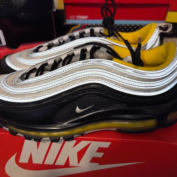 Three pair of LIKE NEW Nike Air Max size 10 - Picture 9 of 15